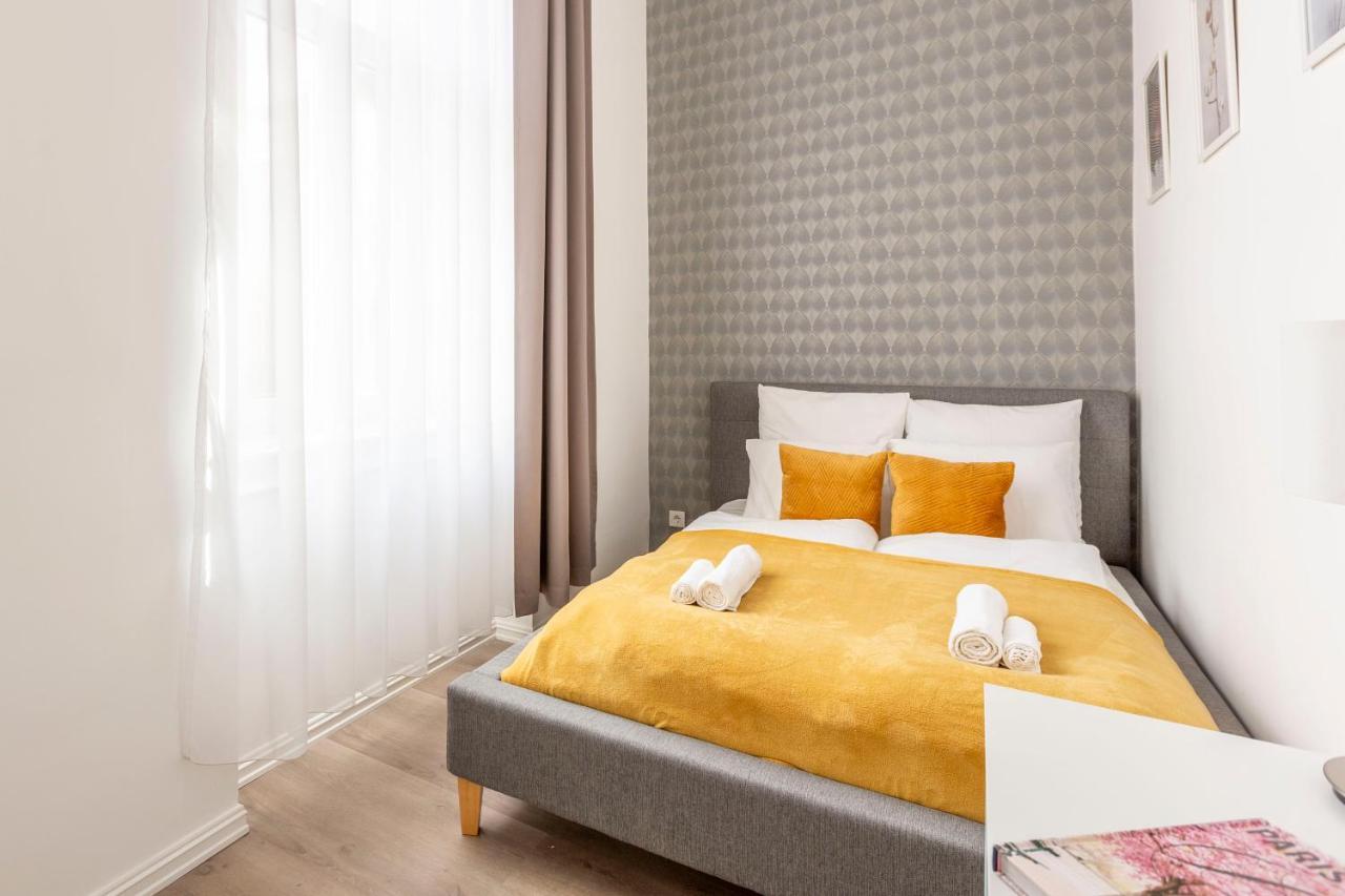 Exclusive Downtown Apartment In The Heart Of Будапеща Екстериор снимка