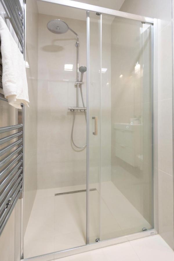Exclusive Downtown Apartment In The Heart Of Будапеща Екстериор снимка